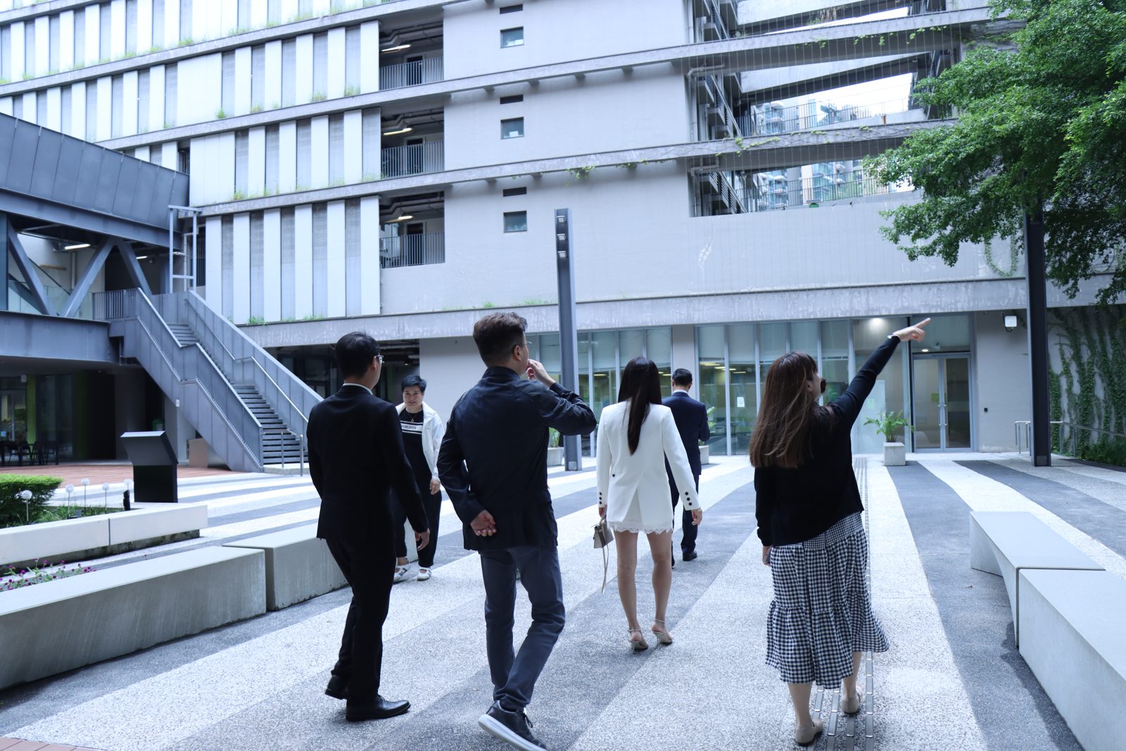 Campus tour at Hong Kong Chu Hai College