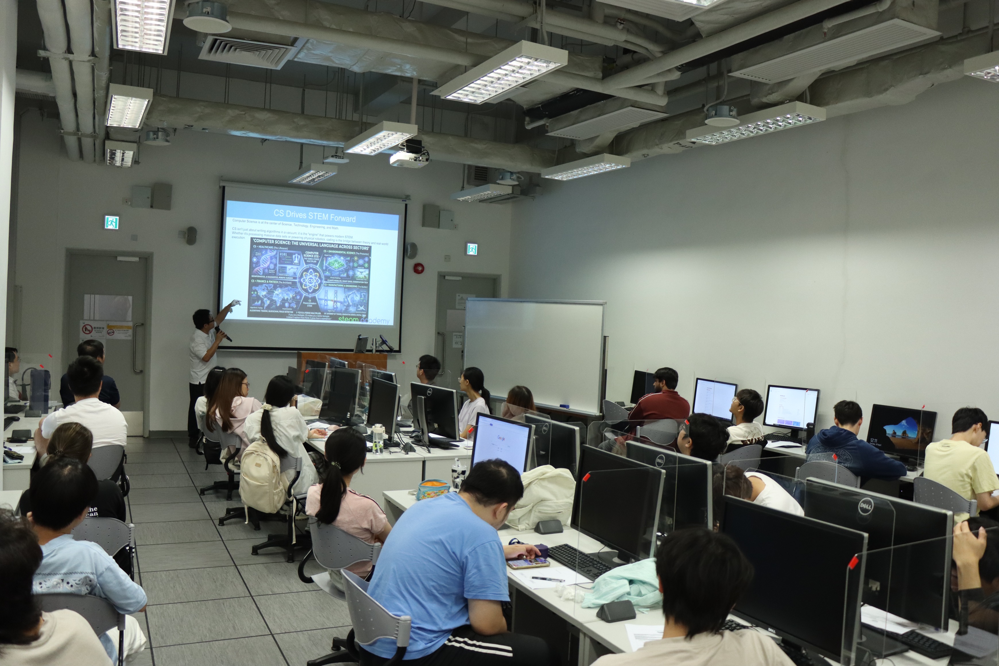 Audience at the Computer Lab